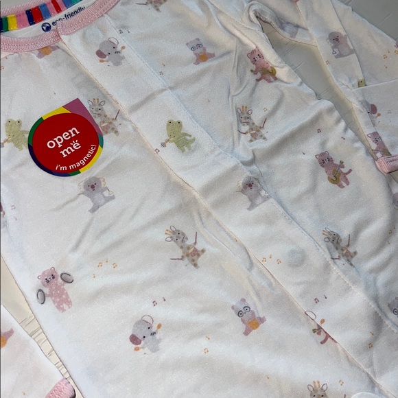 Magnetic Me Pink Baby Beats Animals Music Footie 0-3 3-6 6-9 months - Picture 4 of 4